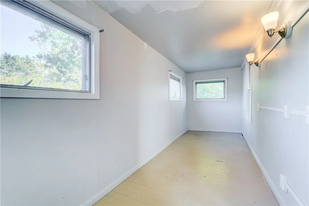 5008 Saint Paul Boulevard, Irondequoit, New York 1, Irondequoit, New York 14617, 3 Bedroom Bedrooms, 8 Room Rooms,1 BathroomBathrooms,Residential Lease,For Rent,5008 Saint Paul Boulevard, Irondequoit, New York 1,0,R1721543