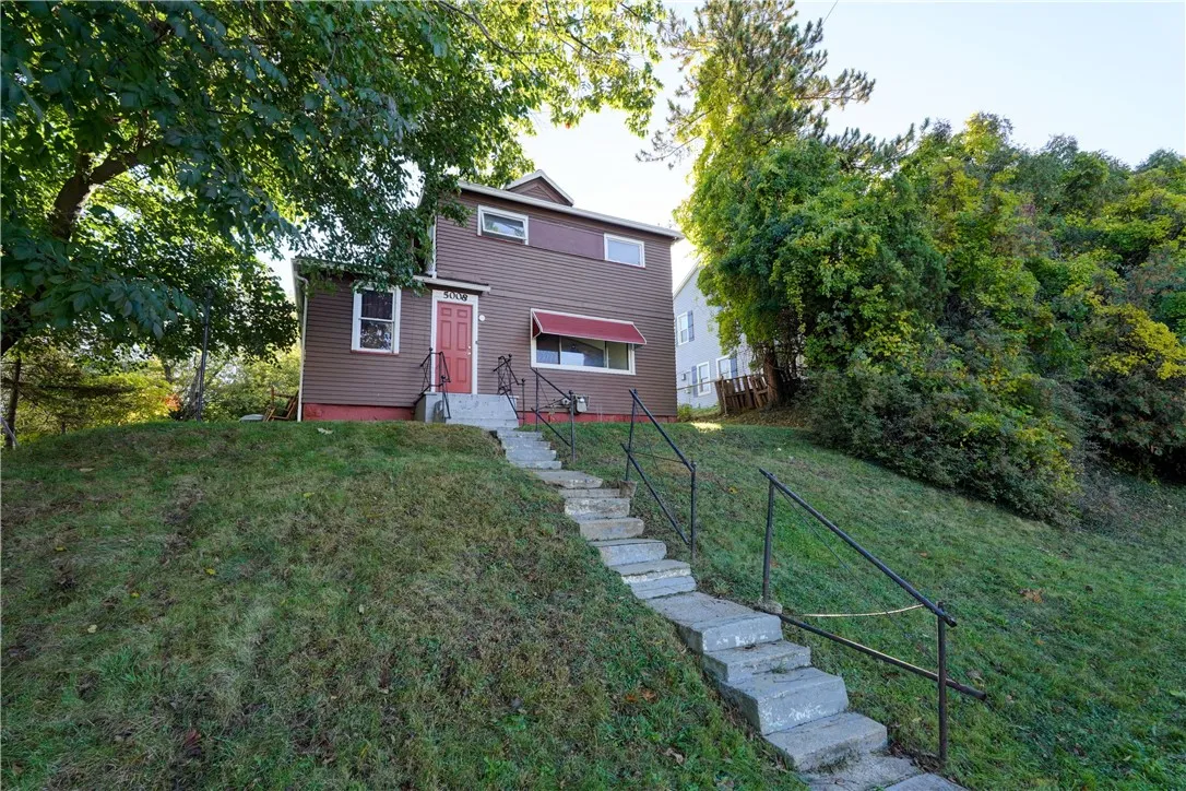 5008 Saint Paul Boulevard, Irondequoit, New York 1, Irondequoit, New York 14617, 3 Bedroom Bedrooms, 8 Room Rooms,1 BathroomBathrooms,Residential Lease,For Rent,5008 Saint Paul Boulevard, Irondequoit, New York 1,0,R1721543