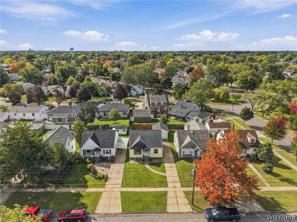 2422 Eggert Road, Tonawanda, New York 14150, Tonawanda, New York 14150, 3 Bedroom Bedrooms, 5 Room Rooms,2 BathroomBathrooms,Residential,For Sale,2422 Eggert Road, Tonawanda, New York 14150,0,B1721205