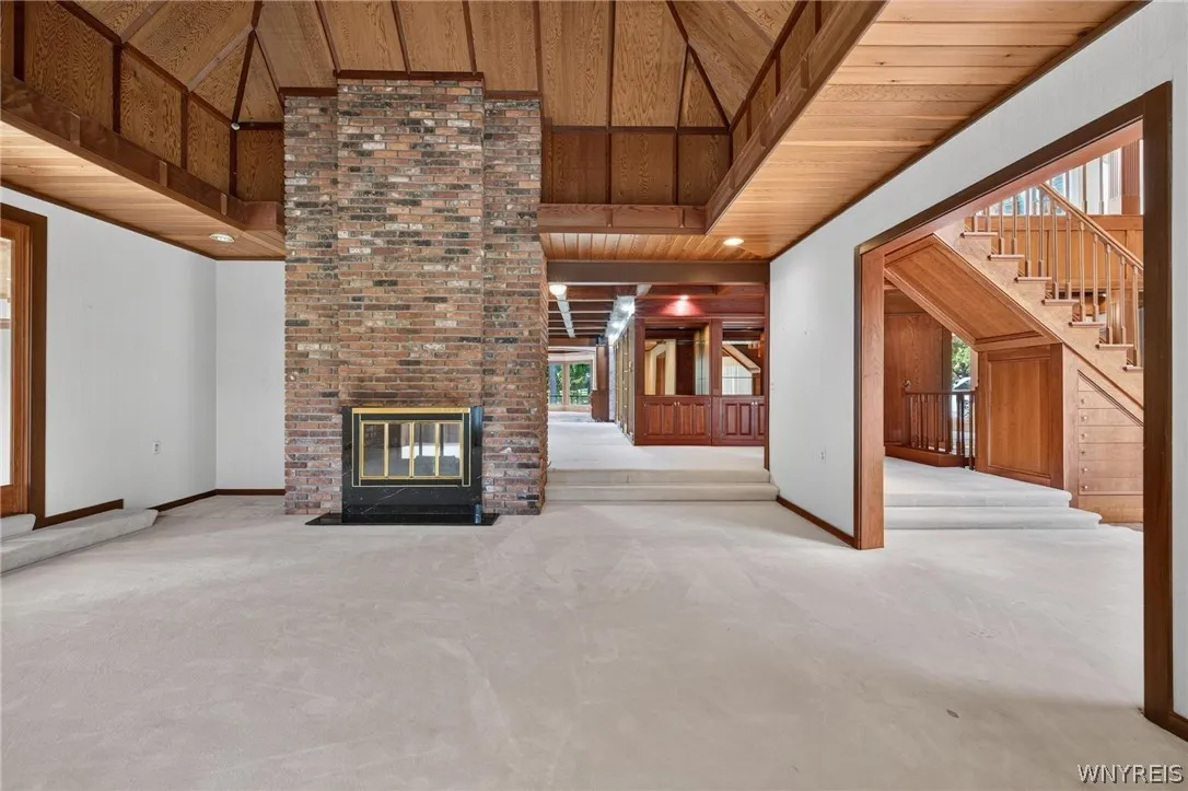 4 Valley View Drive, Orchard Park, New York 14127, Orchard Park, New York 14127, 5 Bedroom Bedrooms, 12 Room Rooms,3 BathroomBathrooms,Residential,For Sale,4 Valley View Drive, Orchard Park, New York 14127,0,B1720767