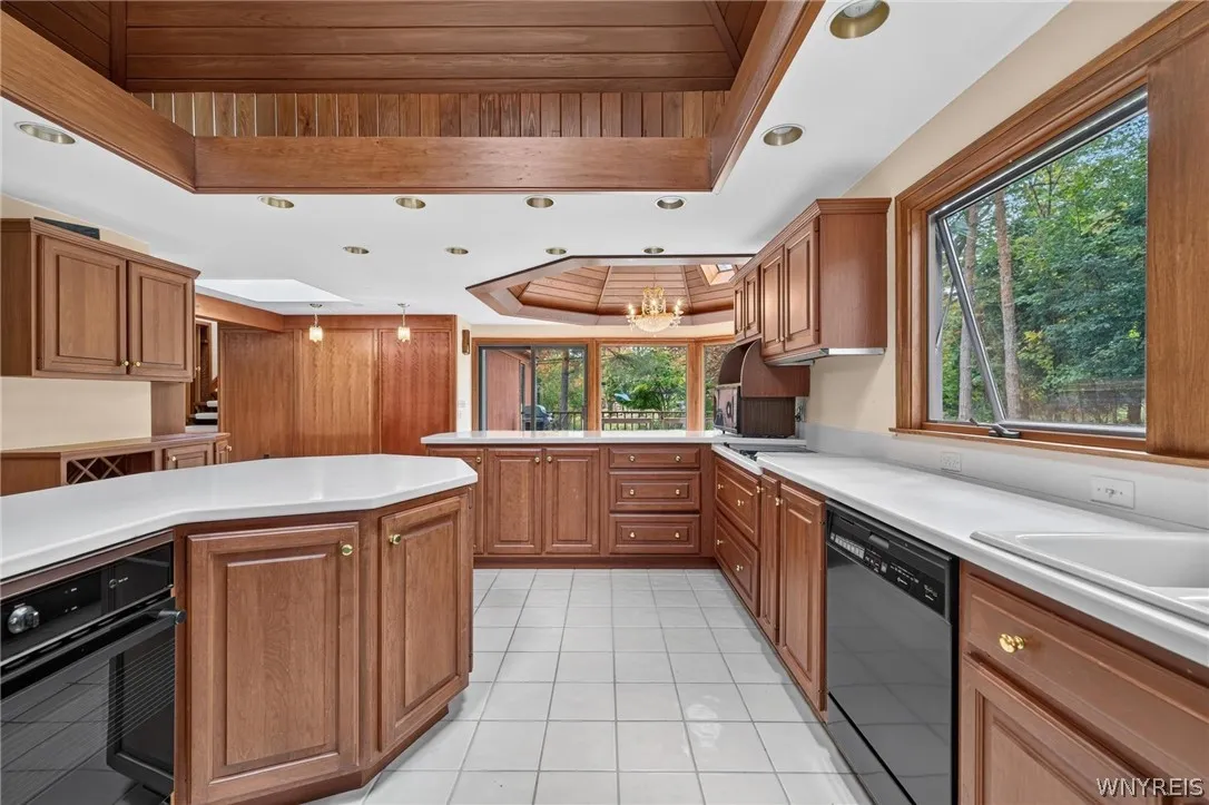 4 Valley View Drive, Orchard Park, New York 14127, Orchard Park, New York 14127, 5 Bedroom Bedrooms, 12 Room Rooms,3 BathroomBathrooms,Residential,For Sale,4 Valley View Drive, Orchard Park, New York 14127,0,B1720767