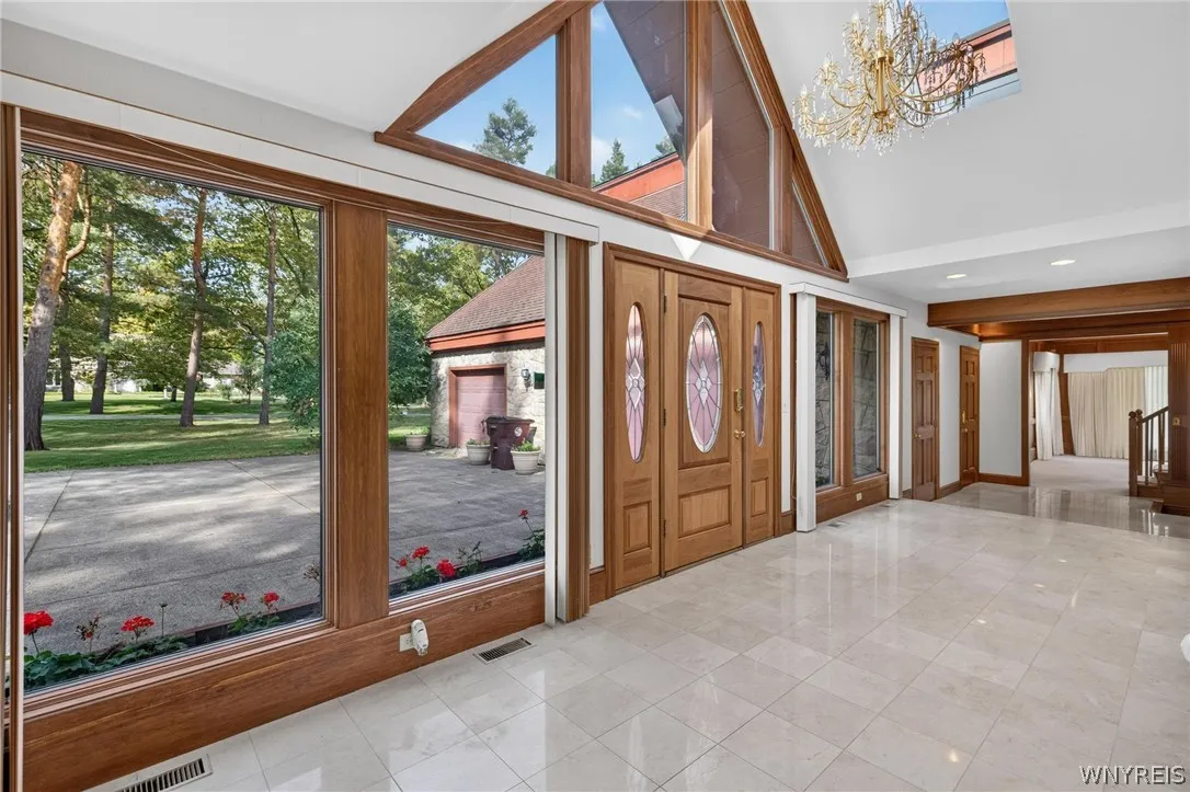 4 Valley View Drive, Orchard Park, New York 14127, Orchard Park, New York 14127, 5 Bedroom Bedrooms, 12 Room Rooms,3 BathroomBathrooms,Residential,For Sale,4 Valley View Drive, Orchard Park, New York 14127,0,B1720767