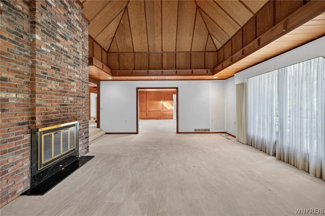4 Valley View Drive, Orchard Park, New York 14127, Orchard Park, New York 14127, 5 Bedroom Bedrooms, 12 Room Rooms,3 BathroomBathrooms,Residential,For Sale,4 Valley View Drive, Orchard Park, New York 14127,0,B1720767
