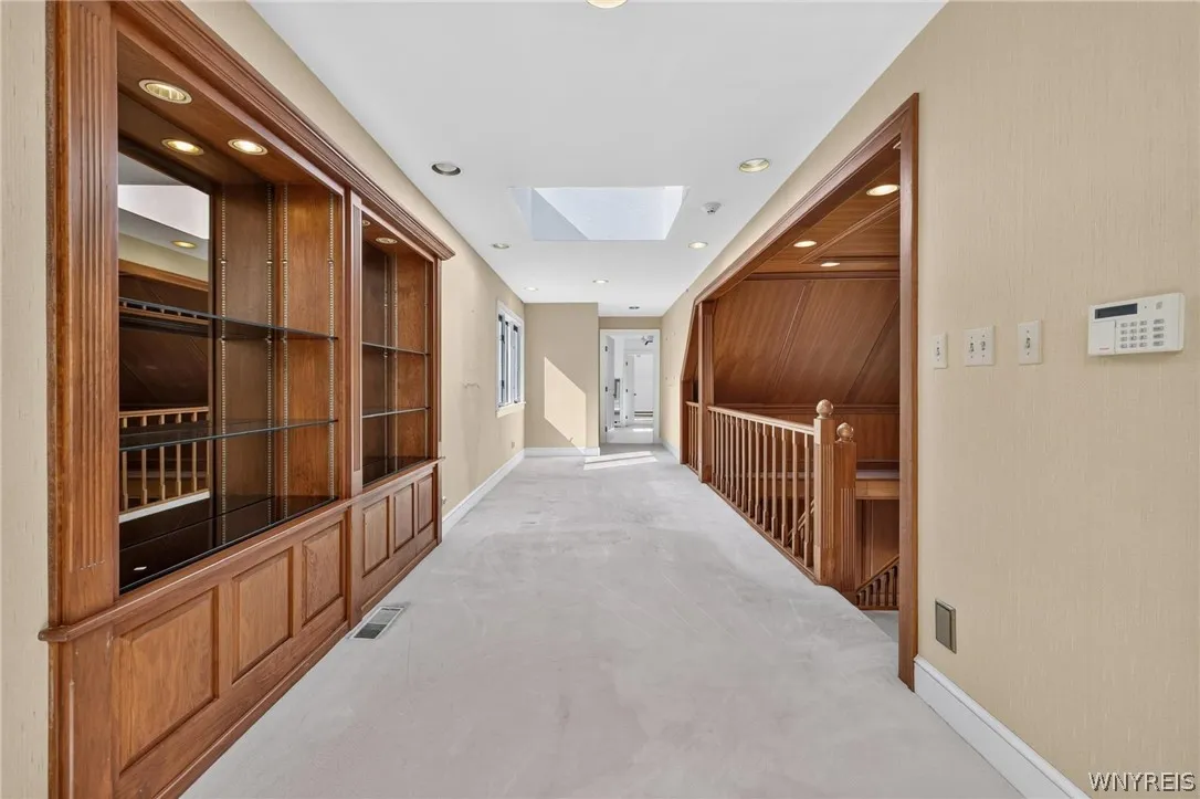 4 Valley View Drive, Orchard Park, New York 14127, Orchard Park, New York 14127, 5 Bedroom Bedrooms, 12 Room Rooms,3 BathroomBathrooms,Residential,For Sale,4 Valley View Drive, Orchard Park, New York 14127,0,B1720767