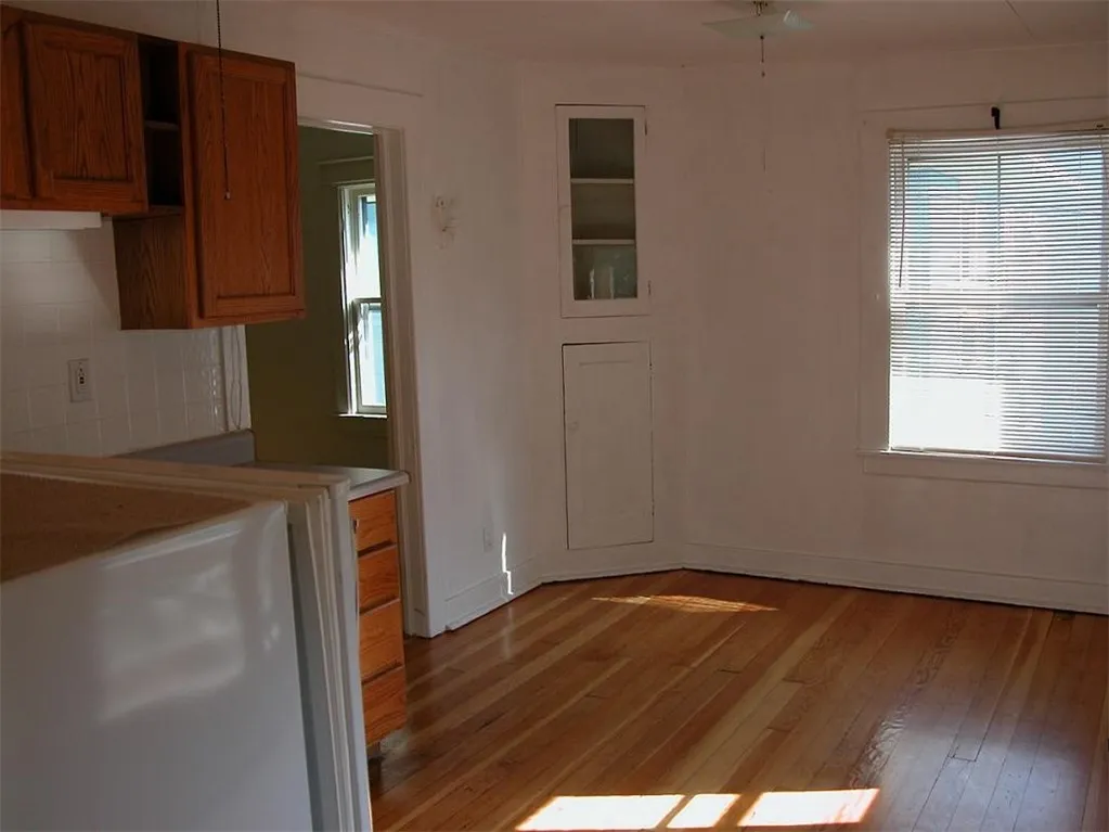 115 Vassar Street, Rochester, New York 14607, Rochester, New York 14607, 6 Bedroom Bedrooms, ,3 BathroomBathrooms,Residential,For Sale,115 Vassar Street, Rochester, New York 14607,0,R1721330