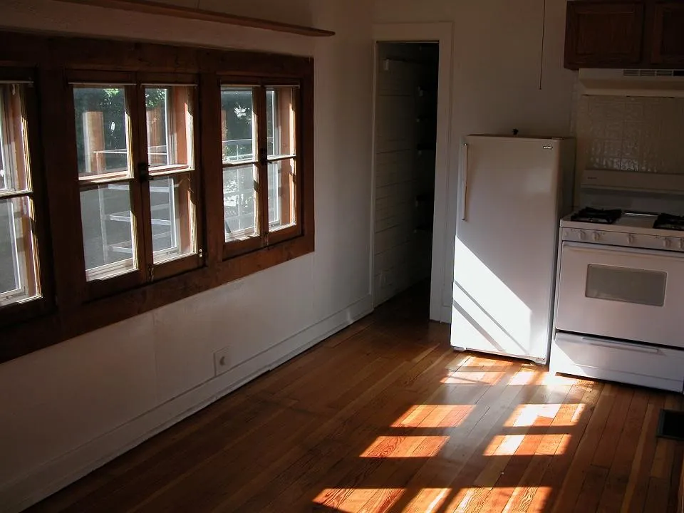 115 Vassar Street, Rochester, New York 14607, Rochester, New York 14607, 6 Bedroom Bedrooms, ,3 BathroomBathrooms,Residential,For Sale,115 Vassar Street, Rochester, New York 14607,0,R1721330