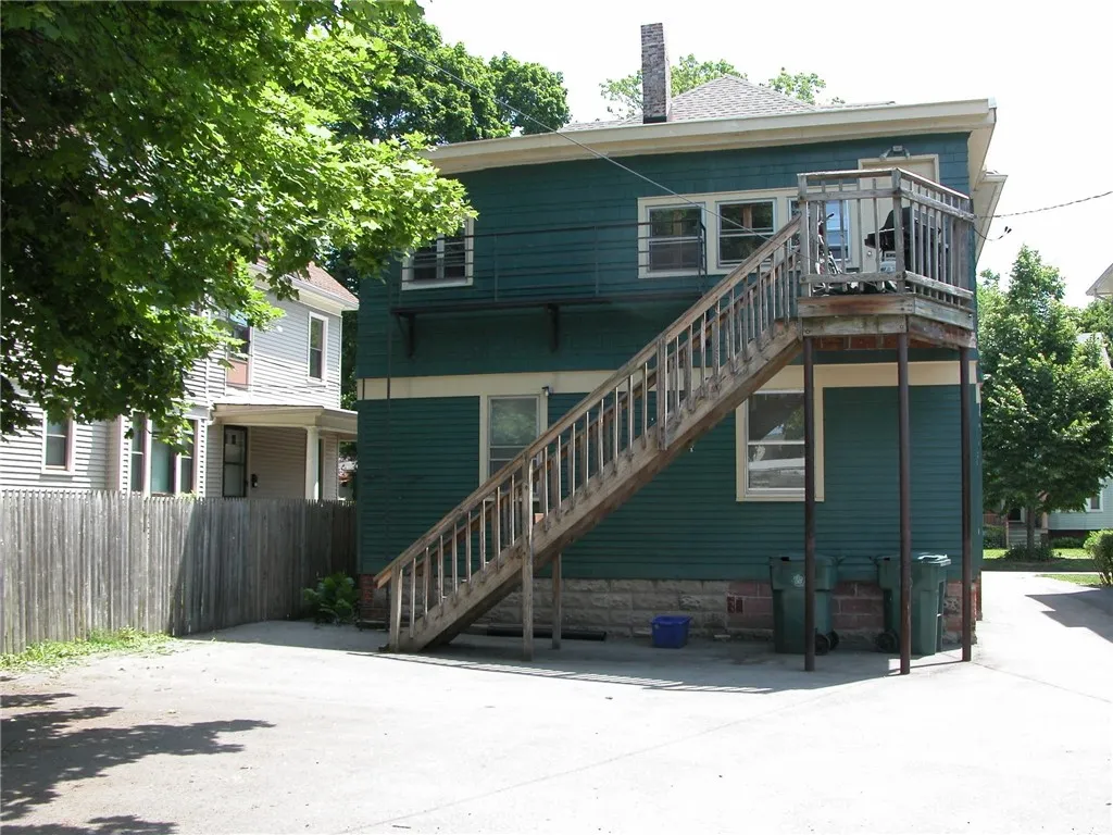 115 Vassar Street, Rochester, New York 14607, Rochester, New York 14607, 6 Bedroom Bedrooms, ,3 BathroomBathrooms,Residential,For Sale,115 Vassar Street, Rochester, New York 14607,0,R1721330