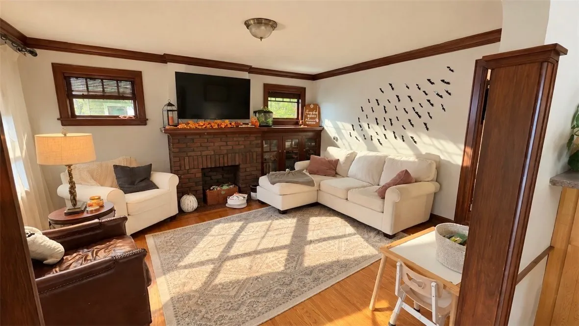 54 Lanvale Park, Irondequoit, New York 14617, Irondequoit, New York 14617, 3 Bedroom Bedrooms, 6 Room Rooms,1 BathroomBathrooms,Residential,For Sale,54 Lanvale Park, Irondequoit, New York 14617,0,R1721783