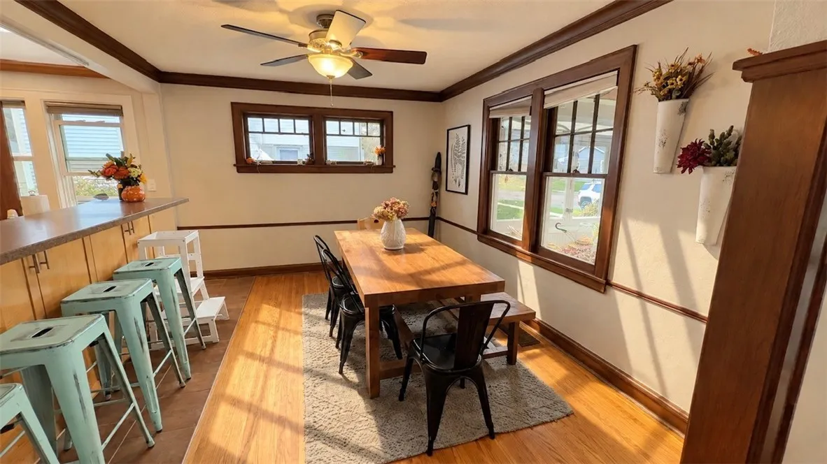 54 Lanvale Park, Irondequoit, New York 14617, Irondequoit, New York 14617, 3 Bedroom Bedrooms, 6 Room Rooms,1 BathroomBathrooms,Residential,For Sale,54 Lanvale Park, Irondequoit, New York 14617,0,R1721783