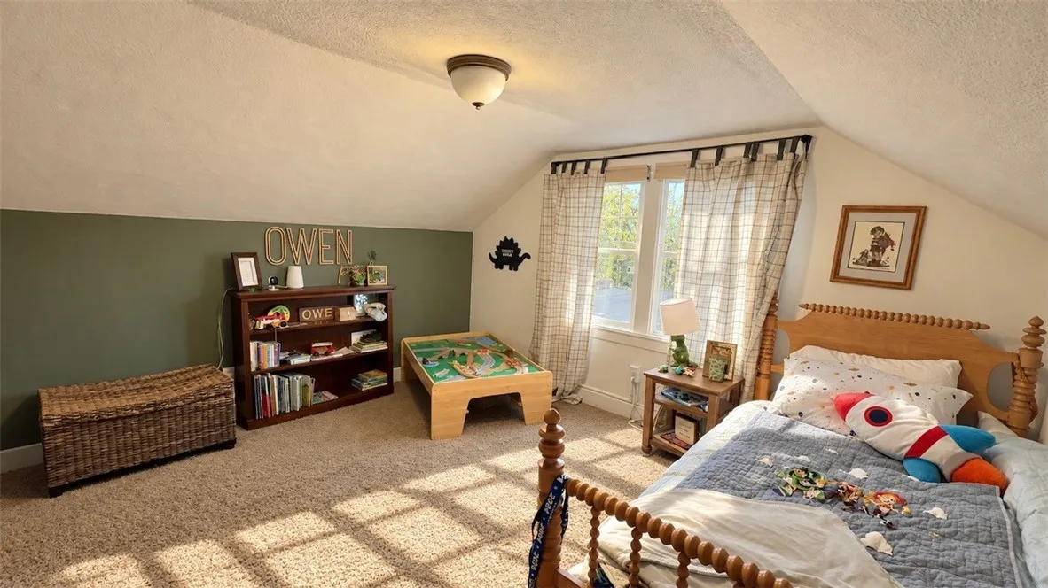 54 Lanvale Park, Irondequoit, New York 14617, Irondequoit, New York 14617, 3 Bedroom Bedrooms, 6 Room Rooms,1 BathroomBathrooms,Residential,For Sale,54 Lanvale Park, Irondequoit, New York 14617,0,R1721783