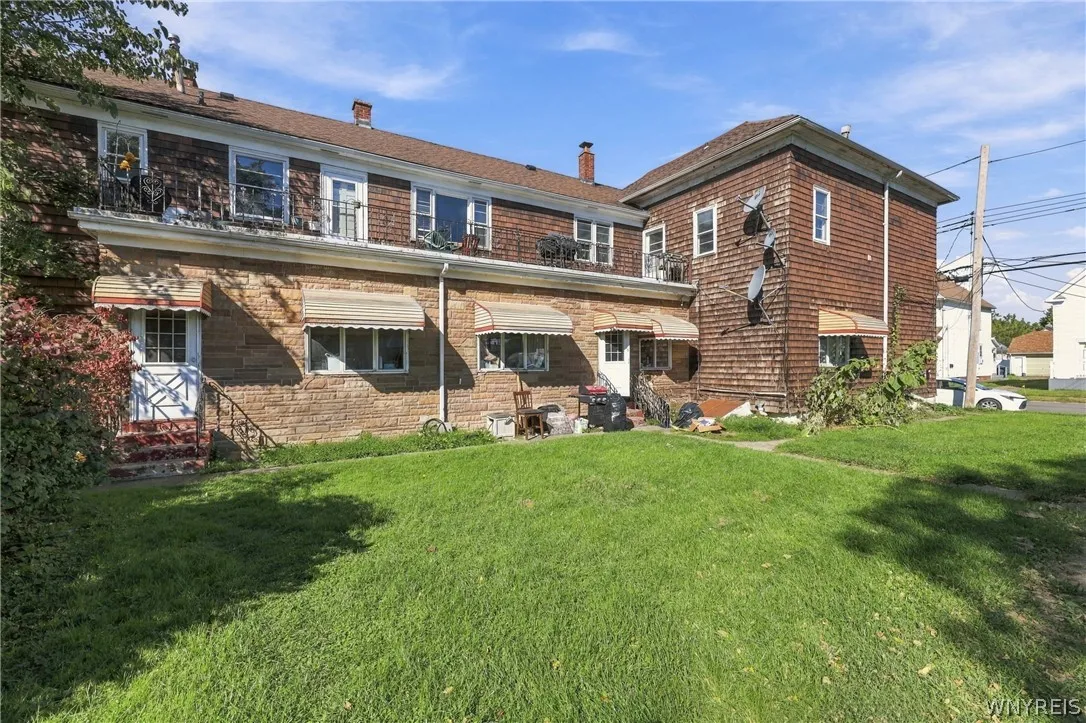 117 Kirby Avenue, Lackawanna, New York 14218, Lackawanna, New York 14218, 5 Bedroom Bedrooms, ,Multi Family,For Sale,117 Kirby Avenue, Lackawanna, New York 14218,0,B1721756