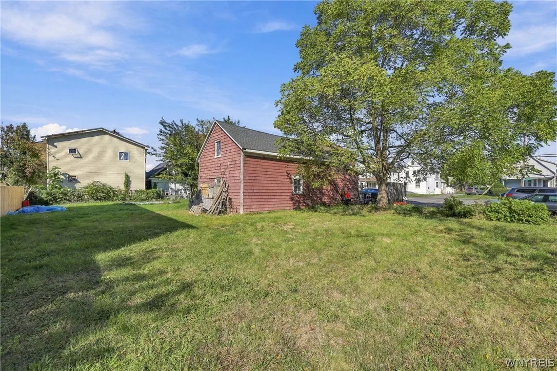 117 Kirby Avenue, Lackawanna, New York 14218, Lackawanna, New York 14218, 5 Bedroom Bedrooms, ,Multi Family,For Sale,117 Kirby Avenue, Lackawanna, New York 14218,0,B1721756