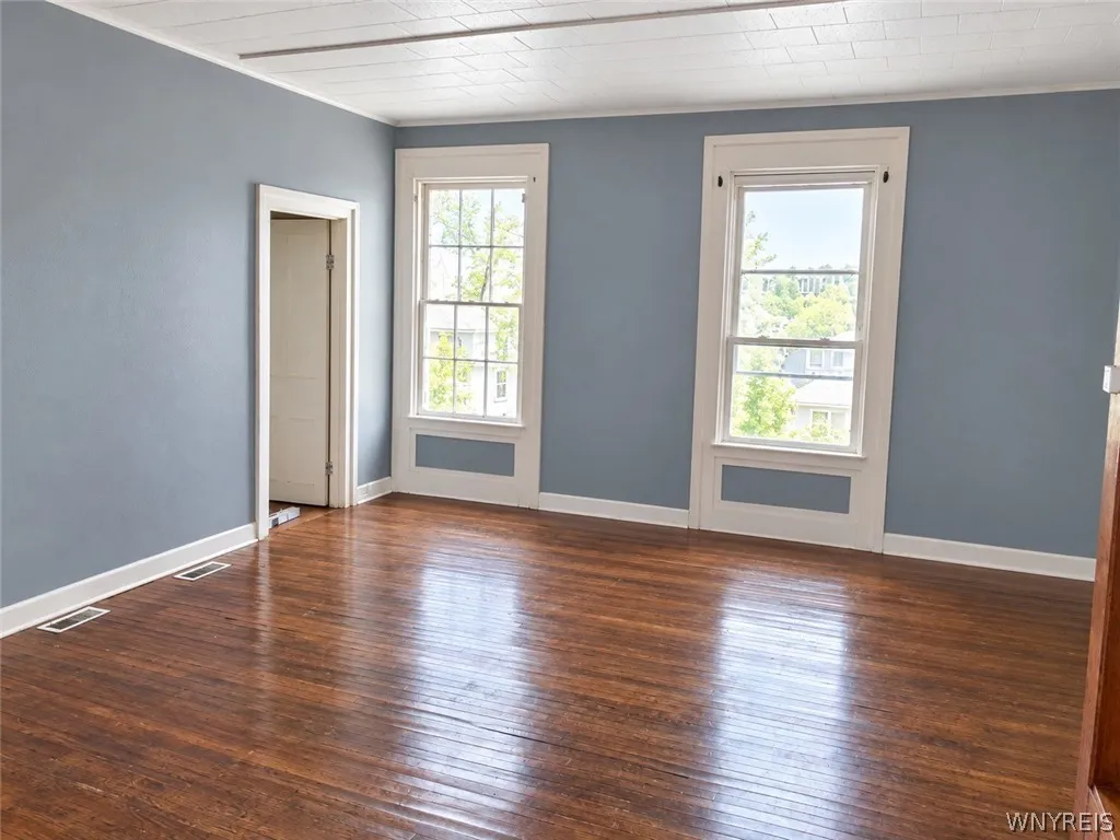 58 Genesee Street, Lockport City, New York 14094, Lockport City, New York 14094, 6 Bedroom Bedrooms, ,2 BathroomBathrooms,Residential,For Sale,58 Genesee Street, Lockport City, New York 14094,0,B1721799