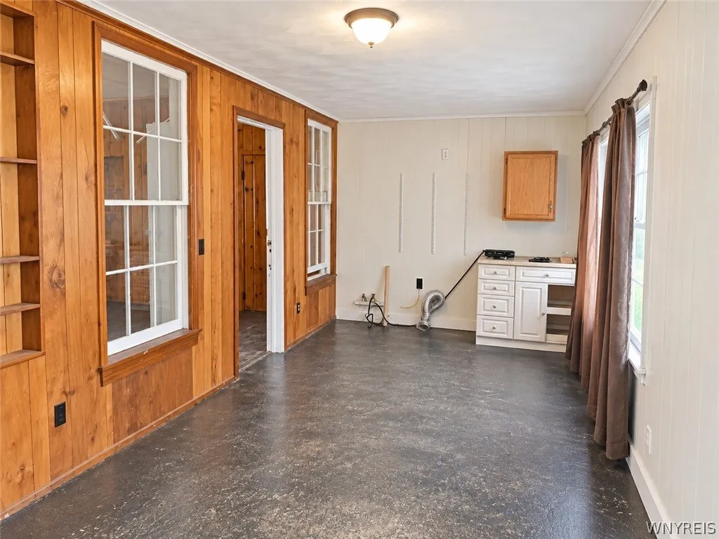 58 Genesee Street, Lockport City, New York 14094, Lockport City, New York 14094, 6 Bedroom Bedrooms, ,2 BathroomBathrooms,Residential,For Sale,58 Genesee Street, Lockport City, New York 14094,0,B1721799
