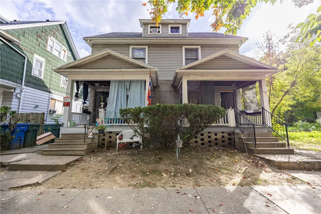 135-137 Glendale Park, Rochester, New York 14613, Rochester, New York 14613, 6 Bedroom Bedrooms, ,2 BathroomBathrooms,Residential,For Sale,135-137 Glendale Park, Rochester, New York 14613,0,R1721137