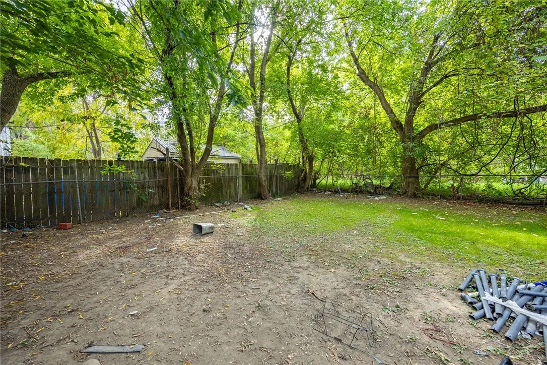 135-137 Glendale Park, Rochester, New York 14613, Rochester, New York 14613, 6 Bedroom Bedrooms, ,2 BathroomBathrooms,Residential,For Sale,135-137 Glendale Park, Rochester, New York 14613,0,R1721137