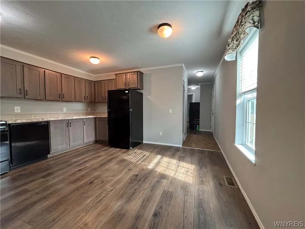 7898 Boston State Rd #54, Hamburg, New York 14001, Hamburg, New York 14075, 4 Bedroom Bedrooms, 10 Room Rooms,2 BathroomBathrooms,Residential,For Sale,7898 Boston State Rd #54, Hamburg, New York 14001,0,B1721599