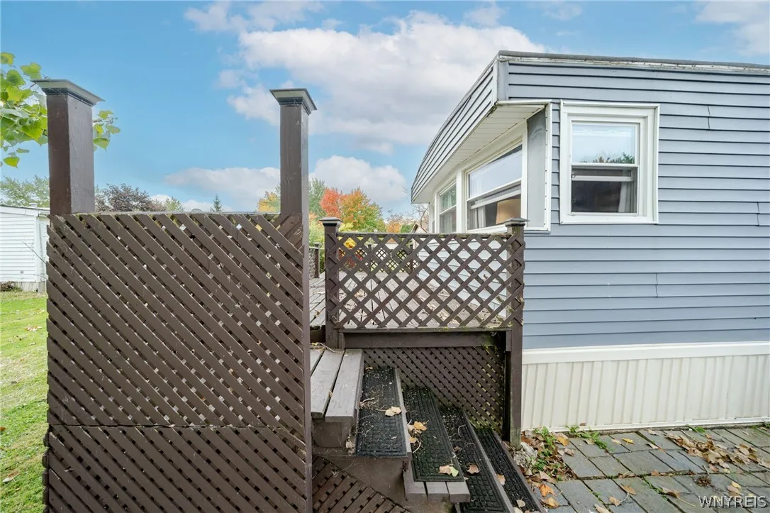 134 East Canyon, Hamburg, New York 14075, Hamburg, New York 14075, 2 Bedroom Bedrooms, 6 Room Rooms,1 BathroomBathrooms,Residential,For Sale,134 East Canyon, Hamburg, New York 14075,0,B1721519