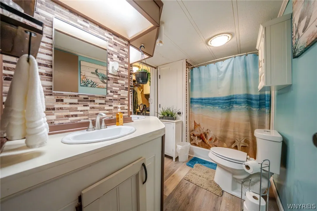 134 East Canyon, Hamburg, New York 14075, Hamburg, New York 14075, 2 Bedroom Bedrooms, 6 Room Rooms,1 BathroomBathrooms,Residential,For Sale,134 East Canyon, Hamburg, New York 14075,0,B1721519