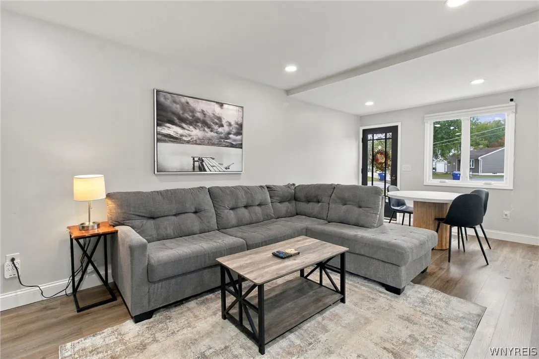 2698 Lakewood Avenue, Hamburg, New York 14075, Hamburg, New York 14075, 3 Bedroom Bedrooms, 5 Room Rooms,1 BathroomBathrooms,Residential,For Sale,2698 Lakewood Avenue, Hamburg, New York 14075,0,B1721914