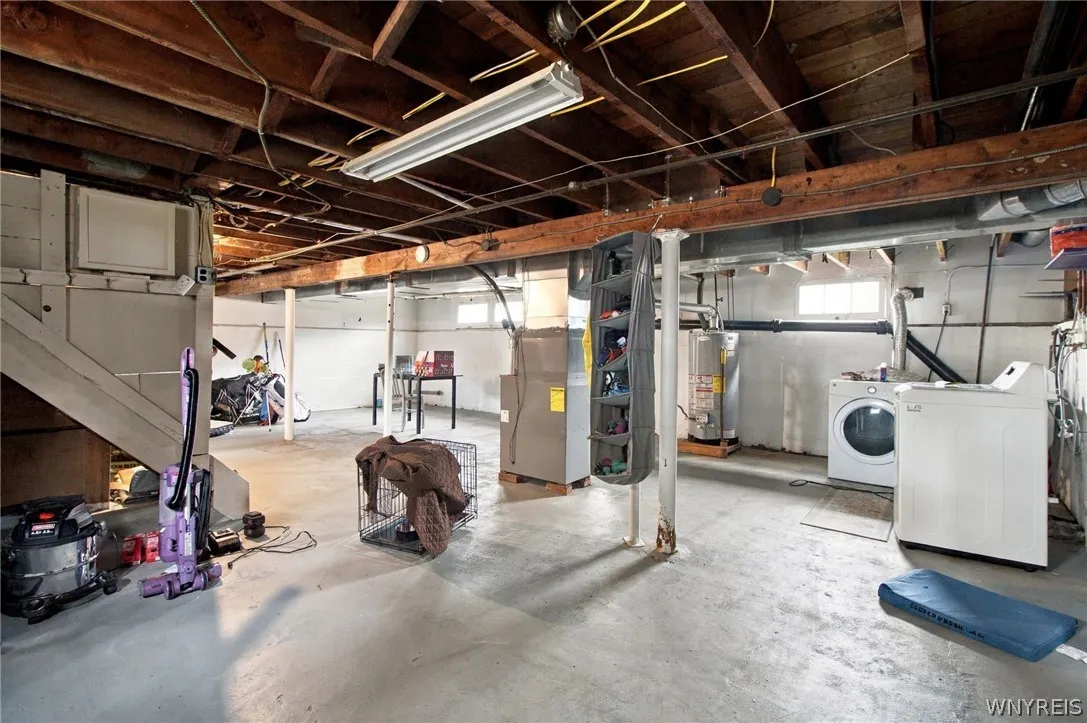 2698 Lakewood Avenue, Hamburg, New York 14075, Hamburg, New York 14075, 3 Bedroom Bedrooms, 5 Room Rooms,1 BathroomBathrooms,Residential,For Sale,2698 Lakewood Avenue, Hamburg, New York 14075,0,B1721914