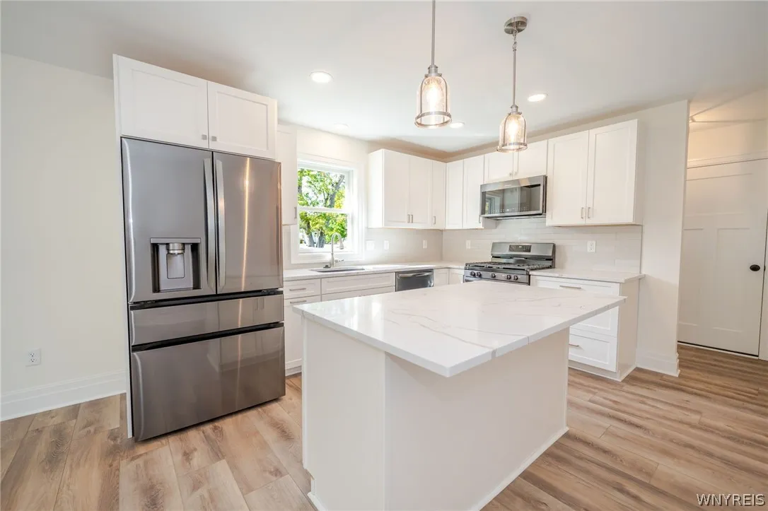 6261 Lake, Orchard Park, New York 14127, Orchard Park, New York 14127, 4 Bedroom Bedrooms, ,3 BathroomBathrooms,Residential,For Sale,6261 Lake, Orchard Park, New York 14127,0,B1720969