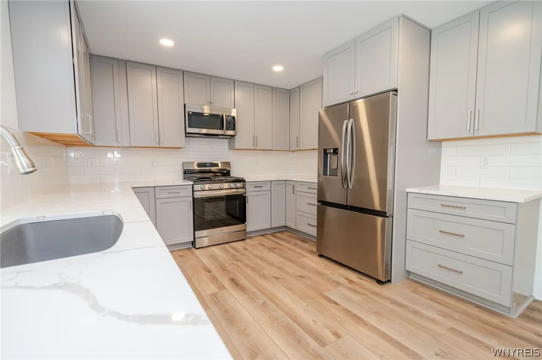 6261 Lake, Orchard Park, New York 14127, Orchard Park, New York 14127, 4 Bedroom Bedrooms, ,3 BathroomBathrooms,Residential,For Sale,6261 Lake, Orchard Park, New York 14127,0,B1720969