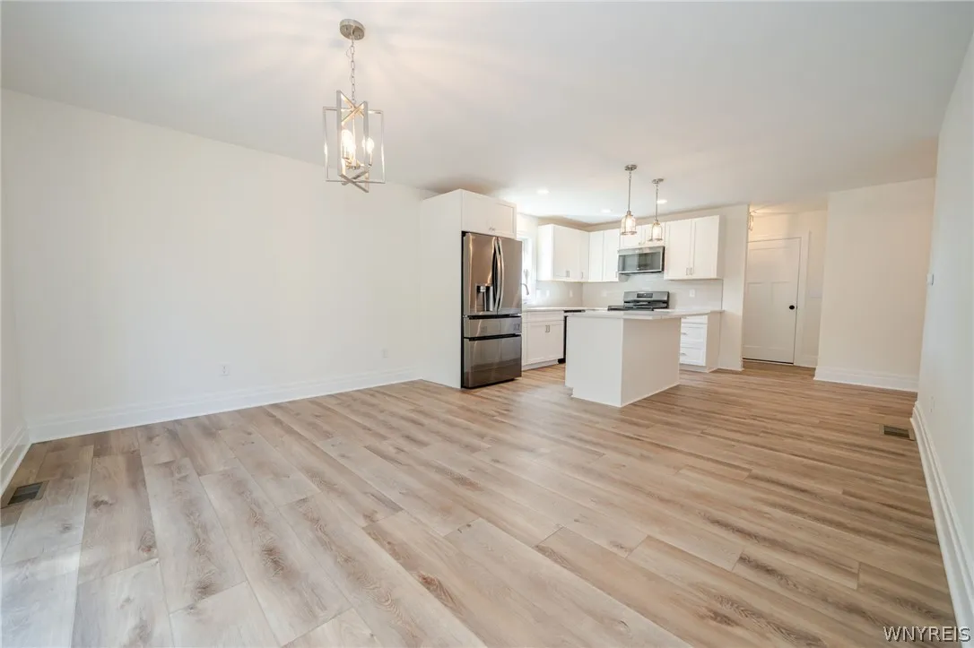6261 Lake, Orchard Park, New York 14127, Orchard Park, New York 14127, 4 Bedroom Bedrooms, ,3 BathroomBathrooms,Residential,For Sale,6261 Lake, Orchard Park, New York 14127,0,B1720969