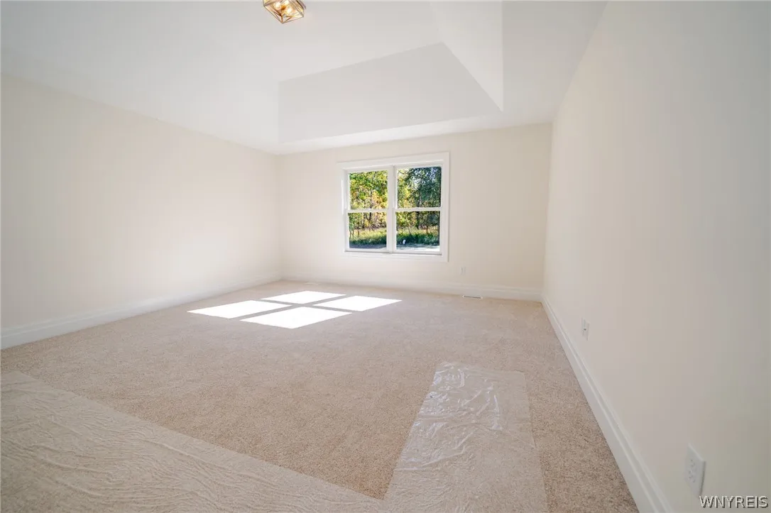 6261 Lake, Orchard Park, New York 14127, Orchard Park, New York 14127, 4 Bedroom Bedrooms, ,3 BathroomBathrooms,Residential,For Sale,6261 Lake, Orchard Park, New York 14127,0,B1720969