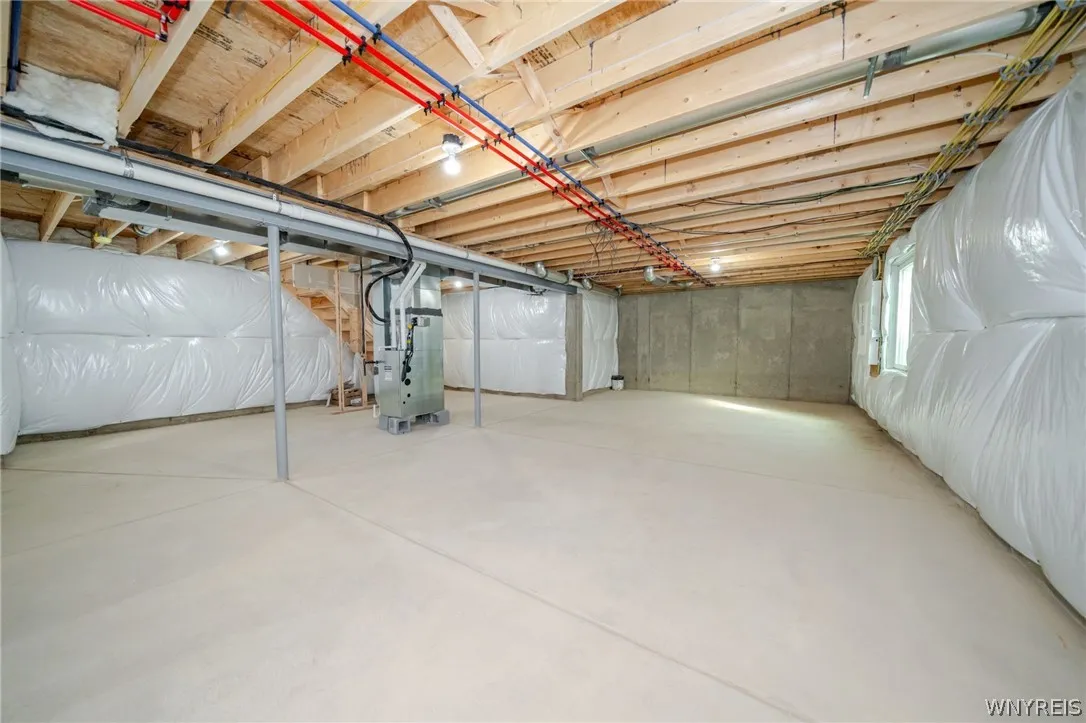 6261 Lake, Orchard Park, New York 14127, Orchard Park, New York 14127, 4 Bedroom Bedrooms, ,3 BathroomBathrooms,Residential,For Sale,6261 Lake, Orchard Park, New York 14127,0,B1720969