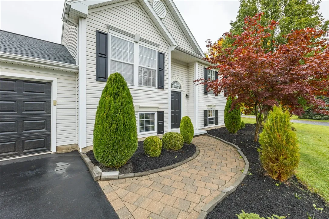 1035 Beaver Creek Drive, Webster, New York 14580, Webster, New York 14580, 3 Bedroom Bedrooms, 7 Room Rooms,2 BathroomBathrooms,Residential,For Sale,1035 Beaver Creek Drive, Webster, New York 14580,0,R1721226