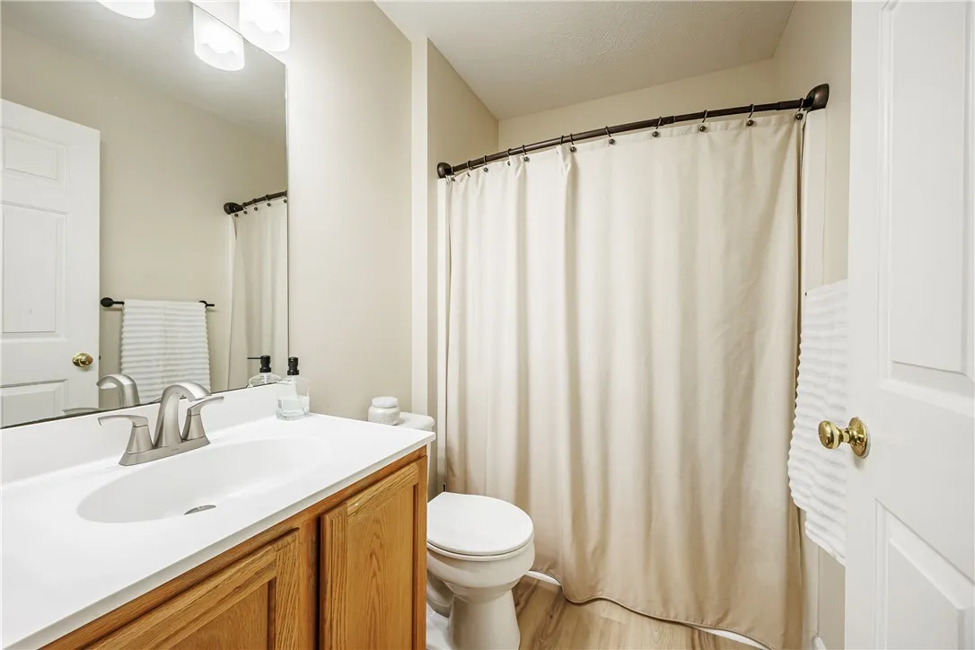 1035 Beaver Creek Drive, Webster, New York 14580, Webster, New York 14580, 3 Bedroom Bedrooms, 7 Room Rooms,2 BathroomBathrooms,Residential,For Sale,1035 Beaver Creek Drive, Webster, New York 14580,0,R1721226