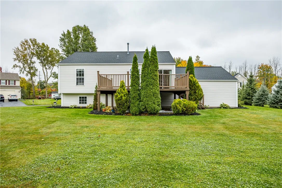 1035 Beaver Creek Drive, Webster, New York 14580, Webster, New York 14580, 3 Bedroom Bedrooms, 7 Room Rooms,2 BathroomBathrooms,Residential,For Sale,1035 Beaver Creek Drive, Webster, New York 14580,0,R1721226