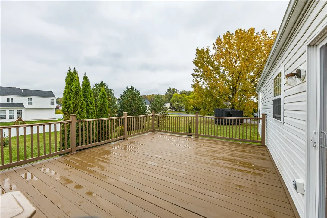 1035 Beaver Creek Drive, Webster, New York 14580, Webster, New York 14580, 3 Bedroom Bedrooms, 7 Room Rooms,2 BathroomBathrooms,Residential,For Sale,1035 Beaver Creek Drive, Webster, New York 14580,0,R1721226