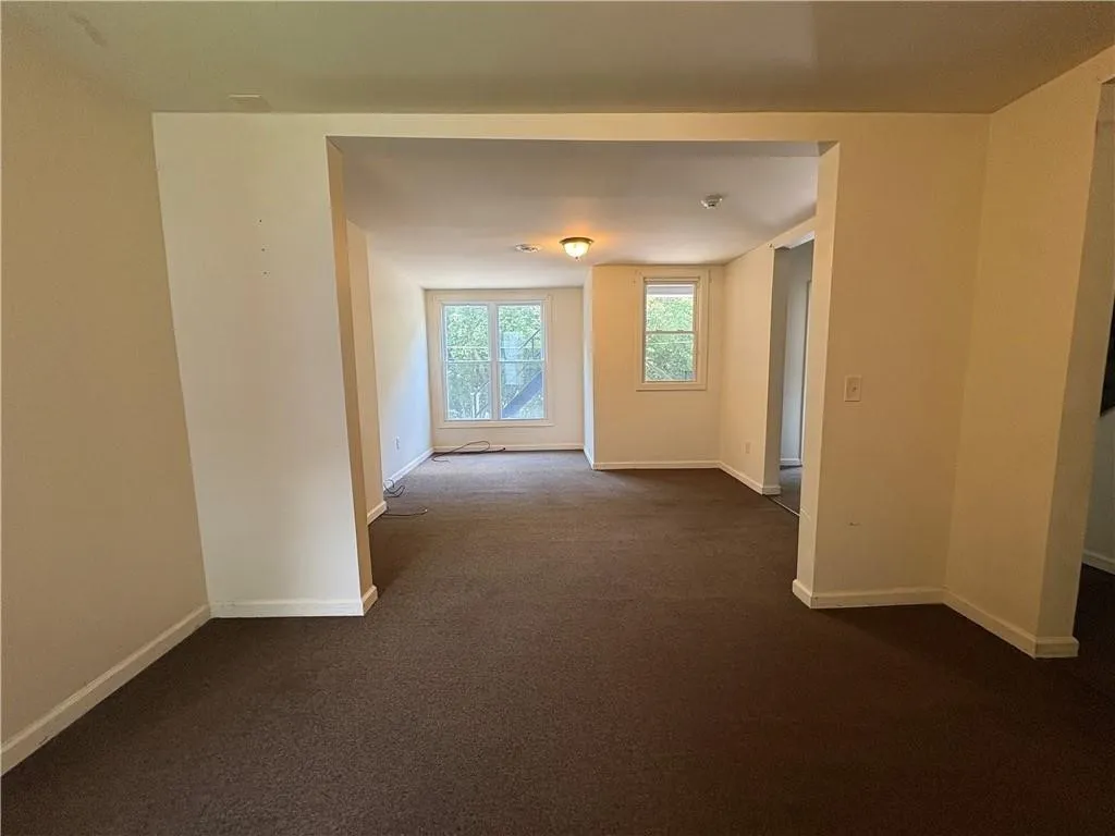 2-12 Cliff Street 2, Oneonta, New York 13820, Oneonta, New York 13820, 3 Bedroom Bedrooms, 7 Room Rooms,1 BathroomBathrooms,Residential Lease,For Rent,2-12 Cliff Street 2, Oneonta, New York 13820,0,R1722080