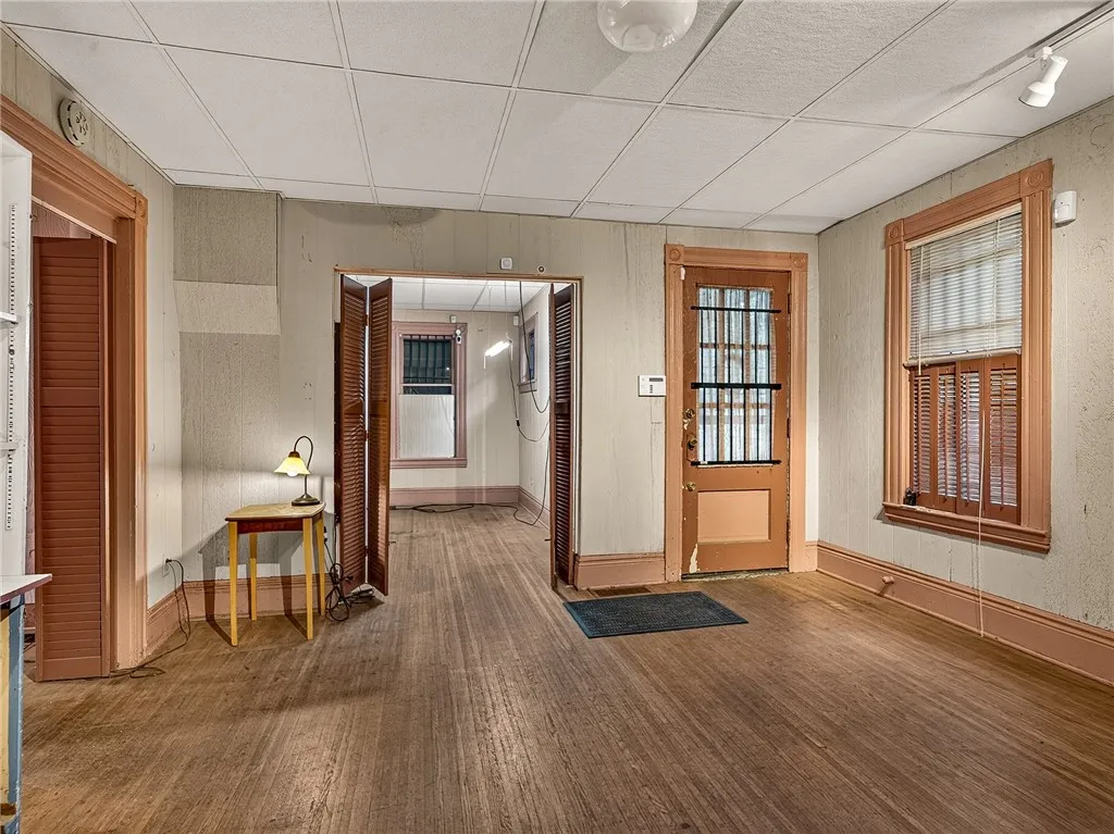 76 Hazelwood Terrace, Rochester, New York 14609, Rochester, New York 14609, 3 Bedroom Bedrooms, 6 Room Rooms,1 BathroomBathrooms,Residential,For Sale,76 Hazelwood Terrace, Rochester, New York 14609,0,R1718182