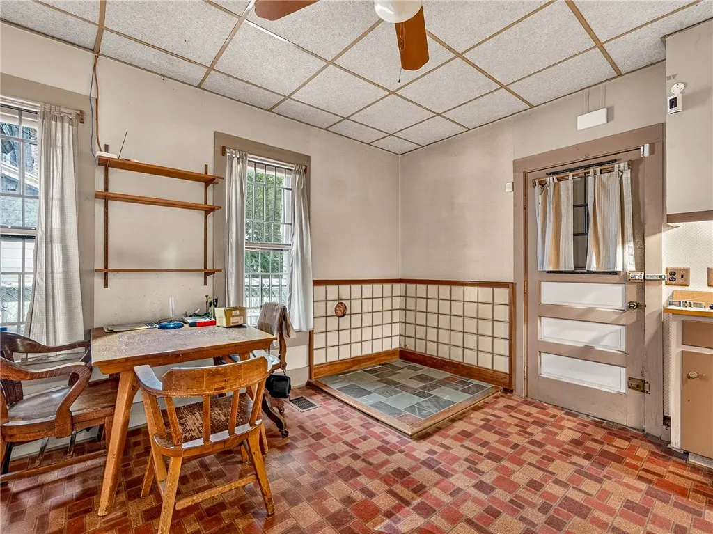 76 Hazelwood Terrace, Rochester, New York 14609, Rochester, New York 14609, 3 Bedroom Bedrooms, 6 Room Rooms,1 BathroomBathrooms,Residential,For Sale,76 Hazelwood Terrace, Rochester, New York 14609,0,R1718182