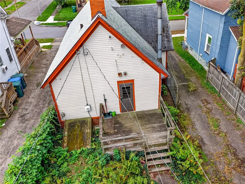76 Hazelwood Terrace, Rochester, New York 14609, Rochester, New York 14609, 3 Bedroom Bedrooms, 6 Room Rooms,1 BathroomBathrooms,Residential,For Sale,76 Hazelwood Terrace, Rochester, New York 14609,0,R1718182