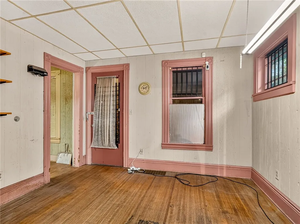 76 Hazelwood Terrace, Rochester, New York 14609, Rochester, New York 14609, 3 Bedroom Bedrooms, 6 Room Rooms,1 BathroomBathrooms,Residential,For Sale,76 Hazelwood Terrace, Rochester, New York 14609,0,R1718182