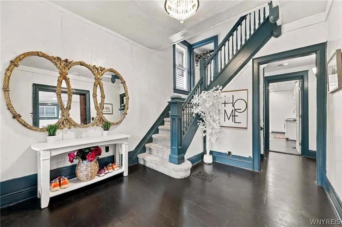 53 Lilac Street, Buffalo, New York 14220, Buffalo, New York 14220, 6 Bedroom Bedrooms, 14 Room Rooms,2 BathroomBathrooms,Residential,For Sale,53 Lilac Street, Buffalo, New York 14220,0,B1721377