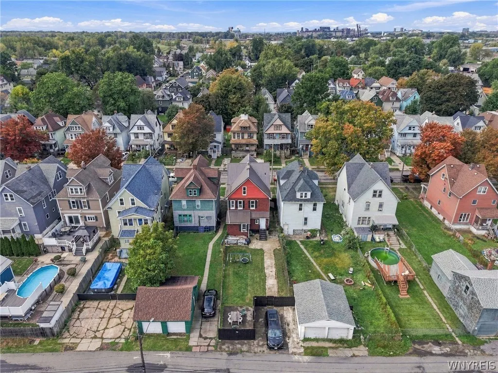 53 Lilac Street, Buffalo, New York 14220, Buffalo, New York 14220, 6 Bedroom Bedrooms, 14 Room Rooms,2 BathroomBathrooms,Residential,For Sale,53 Lilac Street, Buffalo, New York 14220,0,B1721377