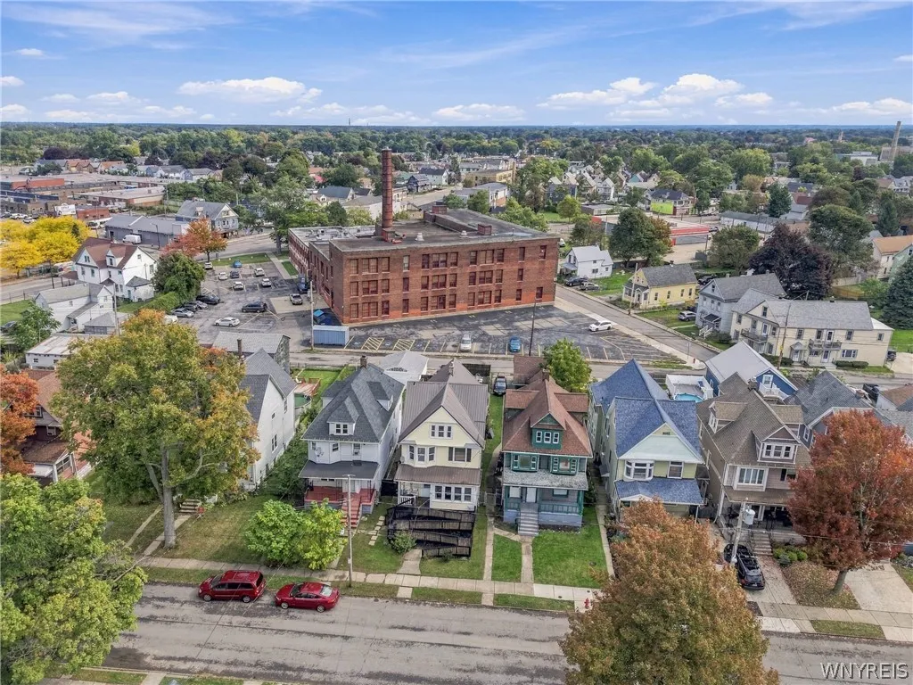 53 Lilac Street, Buffalo, New York 14220, Buffalo, New York 14220, 6 Bedroom Bedrooms, 14 Room Rooms,2 BathroomBathrooms,Residential,For Sale,53 Lilac Street, Buffalo, New York 14220,0,B1721377