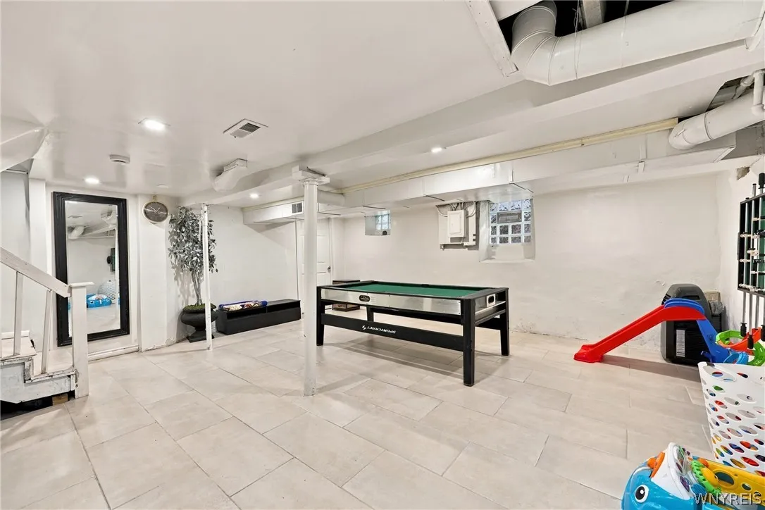 53 Lilac Street, Buffalo, New York 14220, Buffalo, New York 14220, 6 Bedroom Bedrooms, 14 Room Rooms,2 BathroomBathrooms,Residential,For Sale,53 Lilac Street, Buffalo, New York 14220,0,B1721377