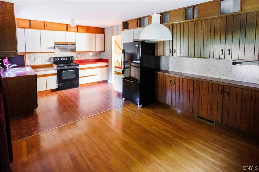 3109 Eager Circle, Lafayette, New York 13078, Lafayette, New York 13078, 3 Bedroom Bedrooms, 8 Room Rooms,2 BathroomBathrooms,Residential,For Sale,3109 Eager Circle, Lafayette, New York 13078,0,S1720827