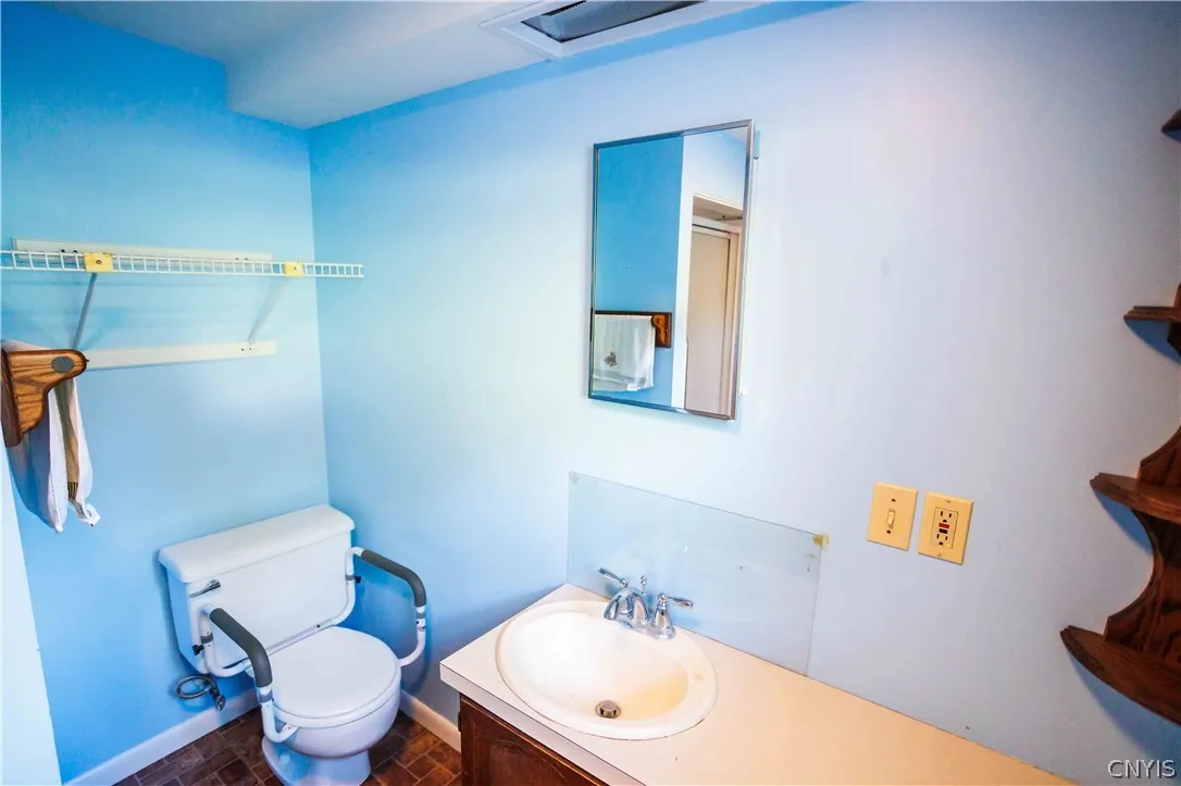 3109 Eager Circle, Lafayette, New York 13078, Lafayette, New York 13078, 3 Bedroom Bedrooms, 8 Room Rooms,2 BathroomBathrooms,Residential,For Sale,3109 Eager Circle, Lafayette, New York 13078,0,S1720827