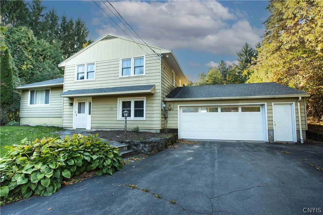 3109 Eager Circle, Lafayette, New York 13078, Lafayette, New York 13078, 3 Bedroom Bedrooms, 8 Room Rooms,2 BathroomBathrooms,Residential,For Sale,3109 Eager Circle, Lafayette, New York 13078,0,S1720827