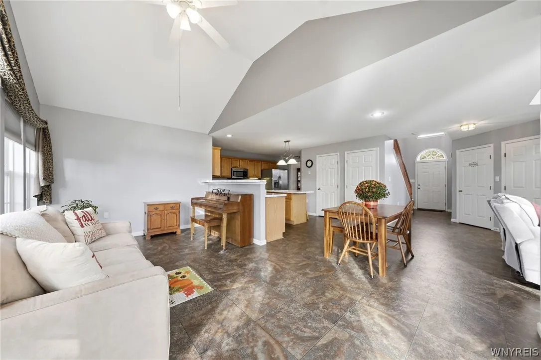 4716 Pineview Drive, Hamburg, New York 14075, Hamburg, New York 14075, 4 Bedroom Bedrooms, 8 Room Rooms,2 BathroomBathrooms,Residential,For Sale,4716 Pineview Drive, Hamburg, New York 14075,0,B1721988