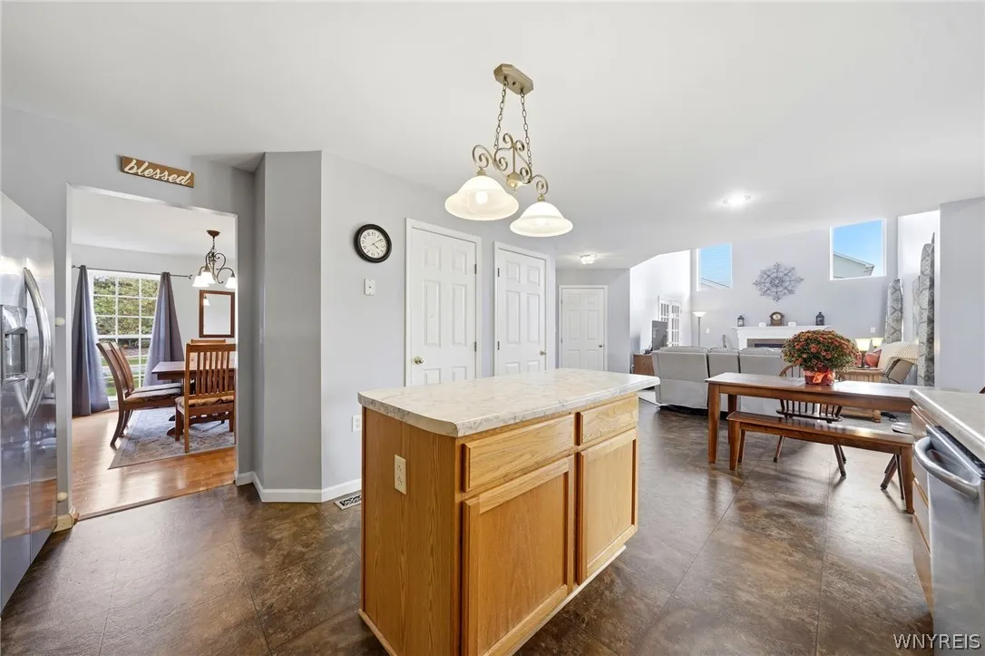 4716 Pineview Drive, Hamburg, New York 14075, Hamburg, New York 14075, 4 Bedroom Bedrooms, 8 Room Rooms,2 BathroomBathrooms,Residential,For Sale,4716 Pineview Drive, Hamburg, New York 14075,0,B1721988