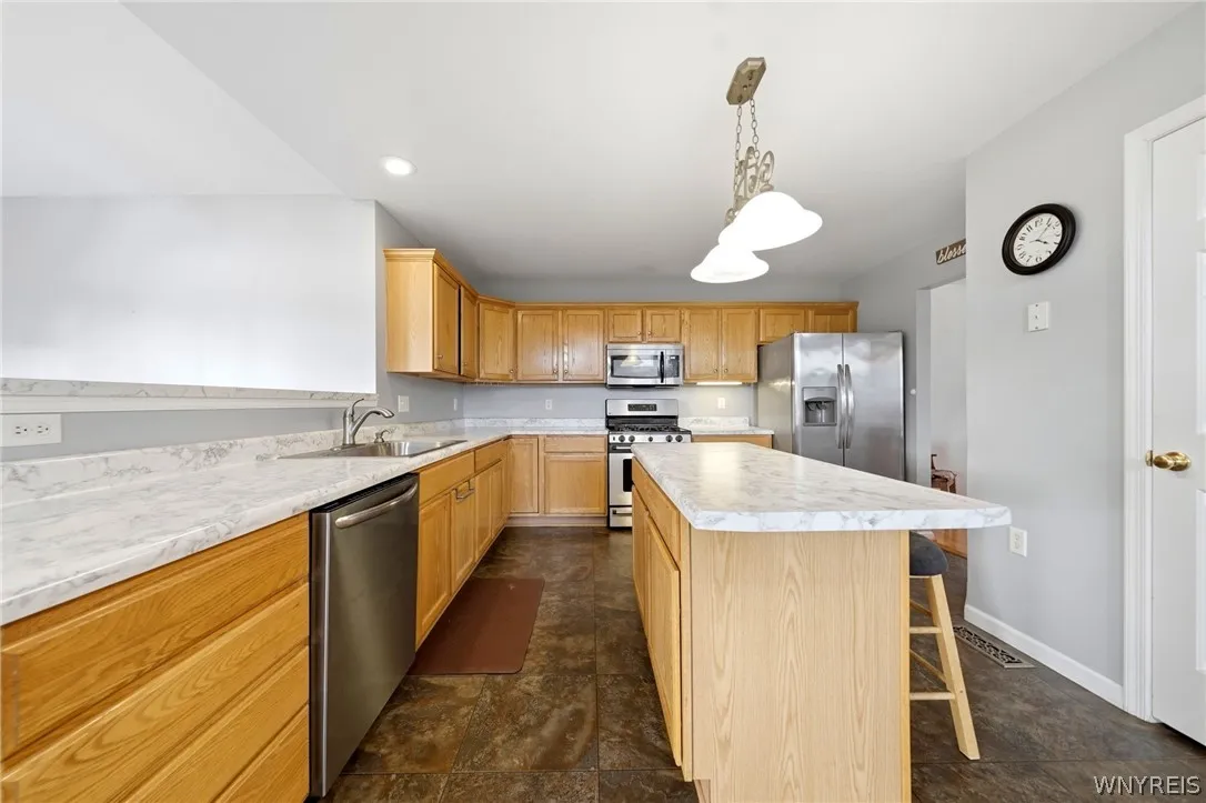 4716 Pineview Drive, Hamburg, New York 14075, Hamburg, New York 14075, 4 Bedroom Bedrooms, 8 Room Rooms,2 BathroomBathrooms,Residential,For Sale,4716 Pineview Drive, Hamburg, New York 14075,0,B1721988
