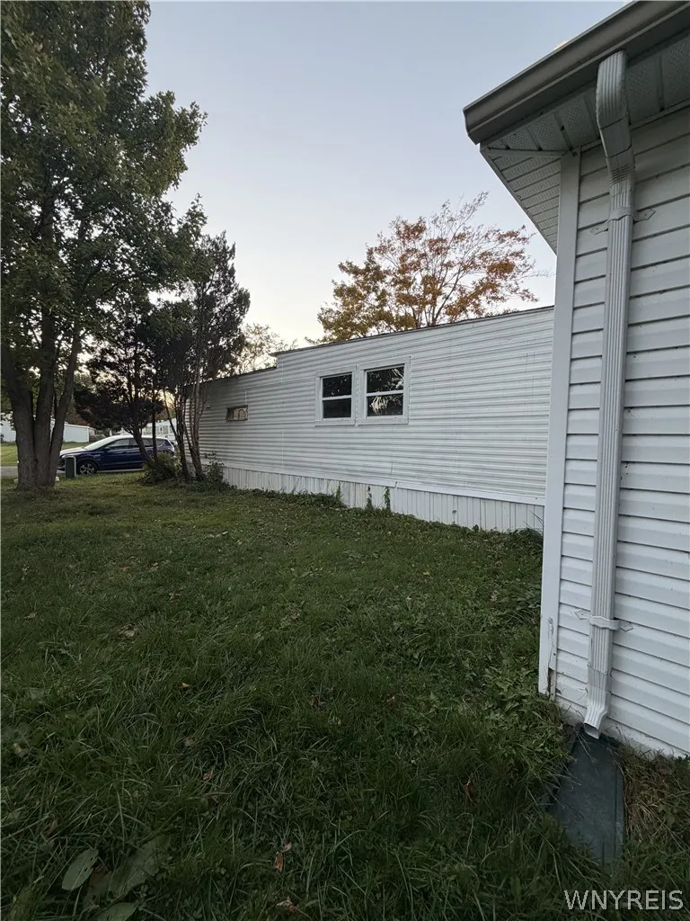 6 Highridge, Hamburg, New York 14075, Hamburg, New York 14075, 3 Bedroom Bedrooms, 5 Room Rooms,1 BathroomBathrooms,Residential,For Sale,6 Highridge, Hamburg, New York 14075,0,B1722181
